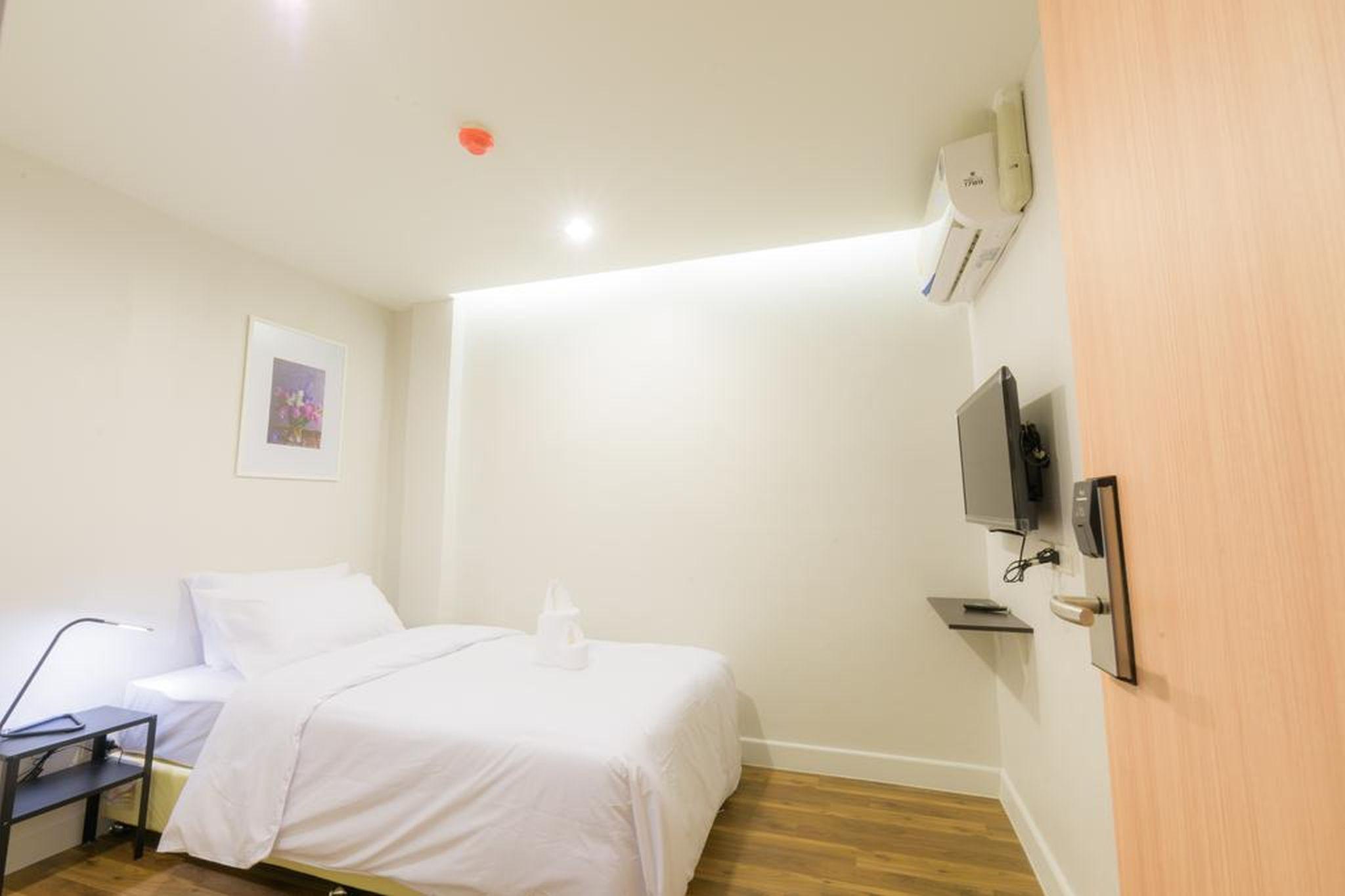 Metro Hotel Bangkok Kültér fotó