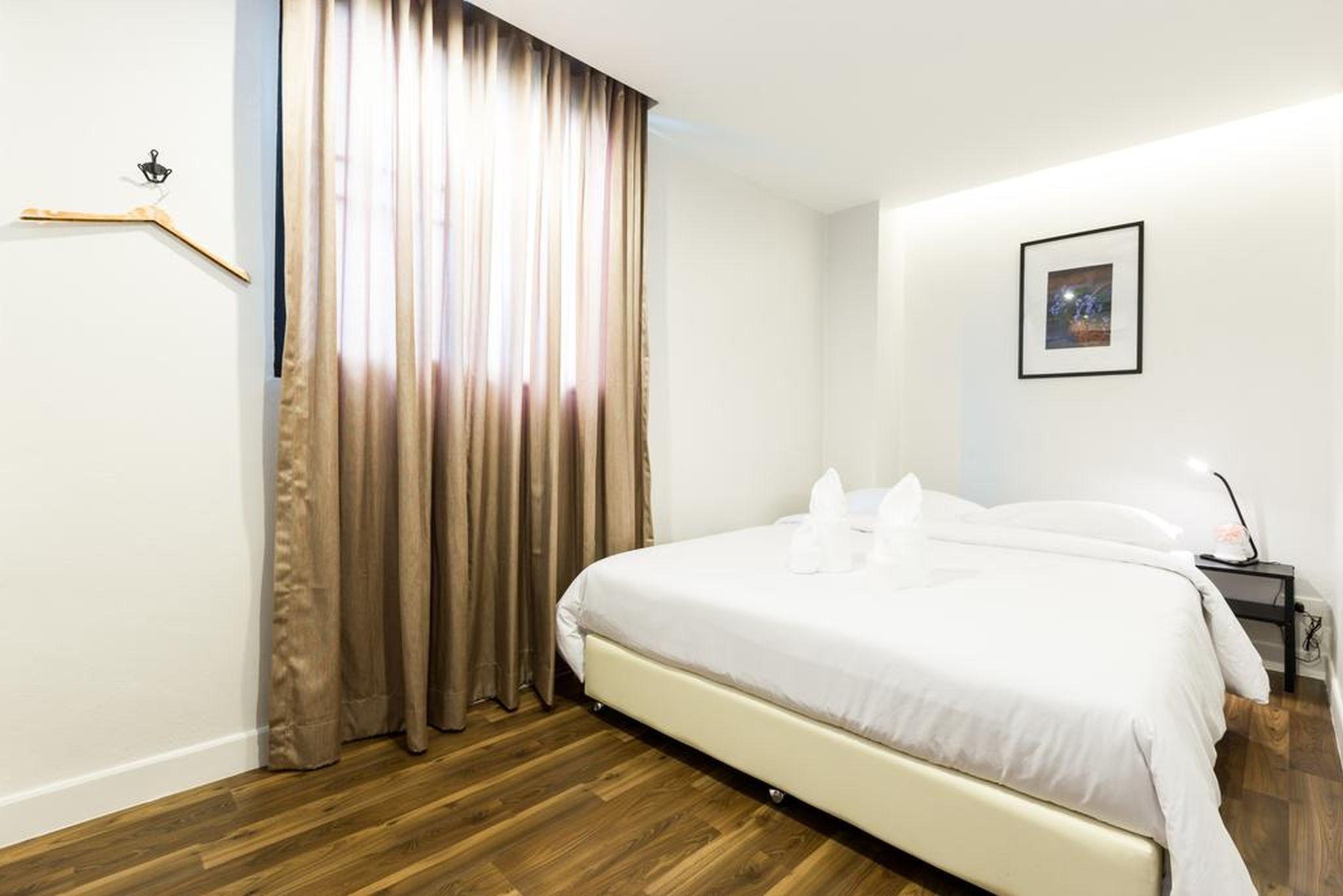 Metro Hotel Bangkok Kültér fotó