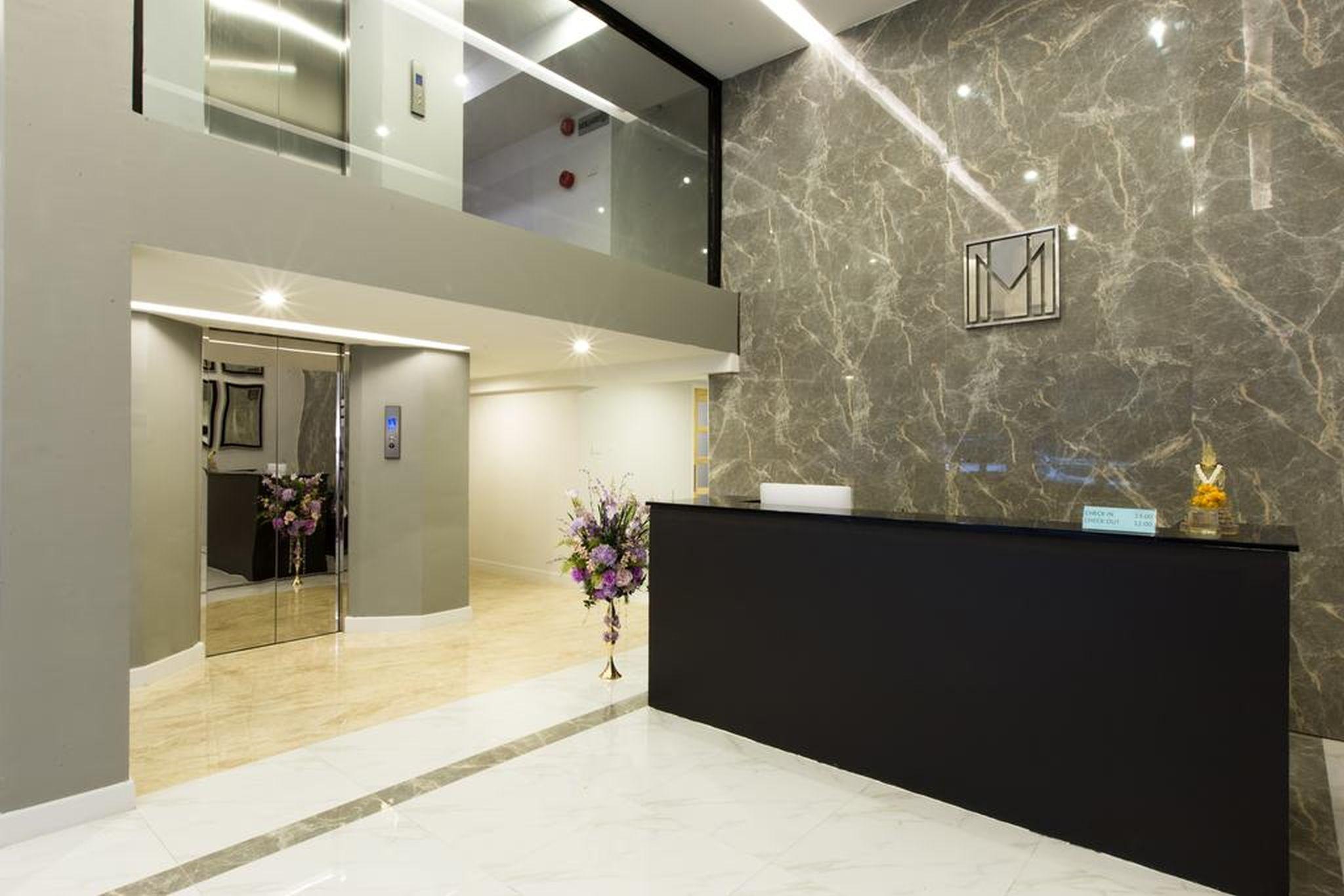 Metro Hotel Bangkok Kültér fotó
