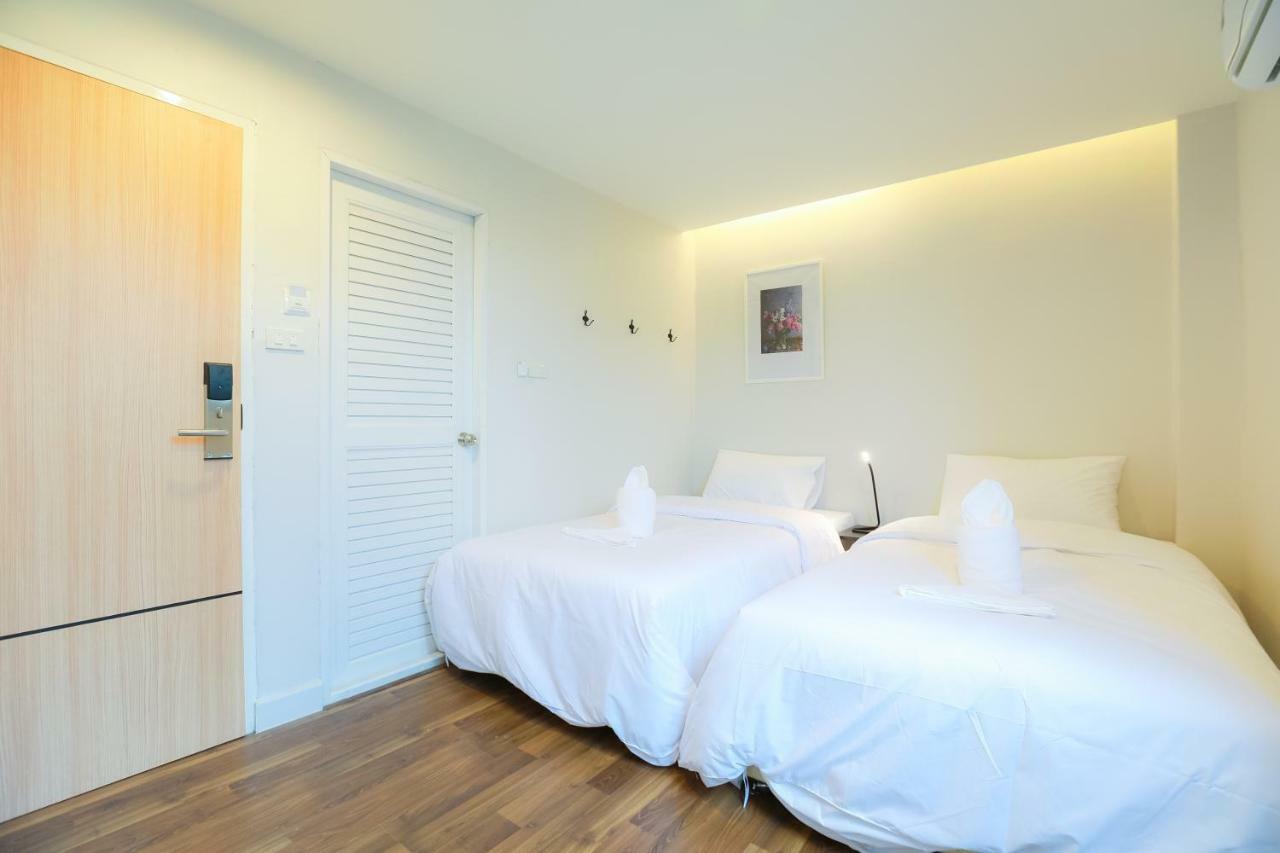 Metro Hotel Bangkok Kültér fotó